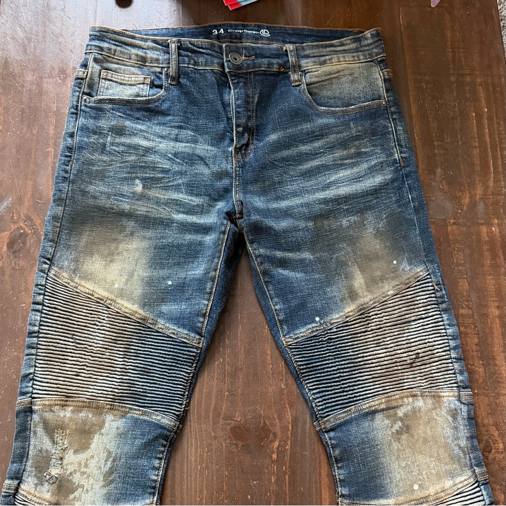 Crysp Denim Blue Distressed Textured Color Stained Jeans 34x30